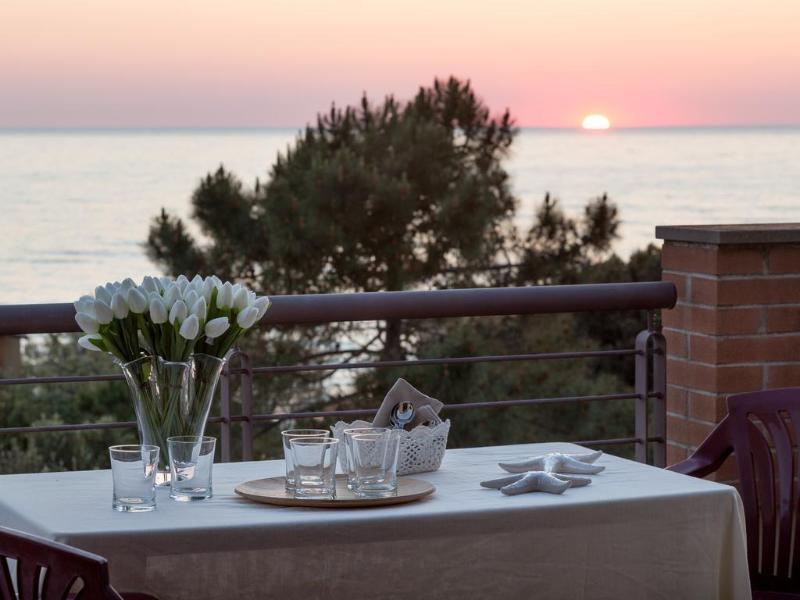 Villa La Cavaliera Сан-Вінченцо Екстер'єр фото